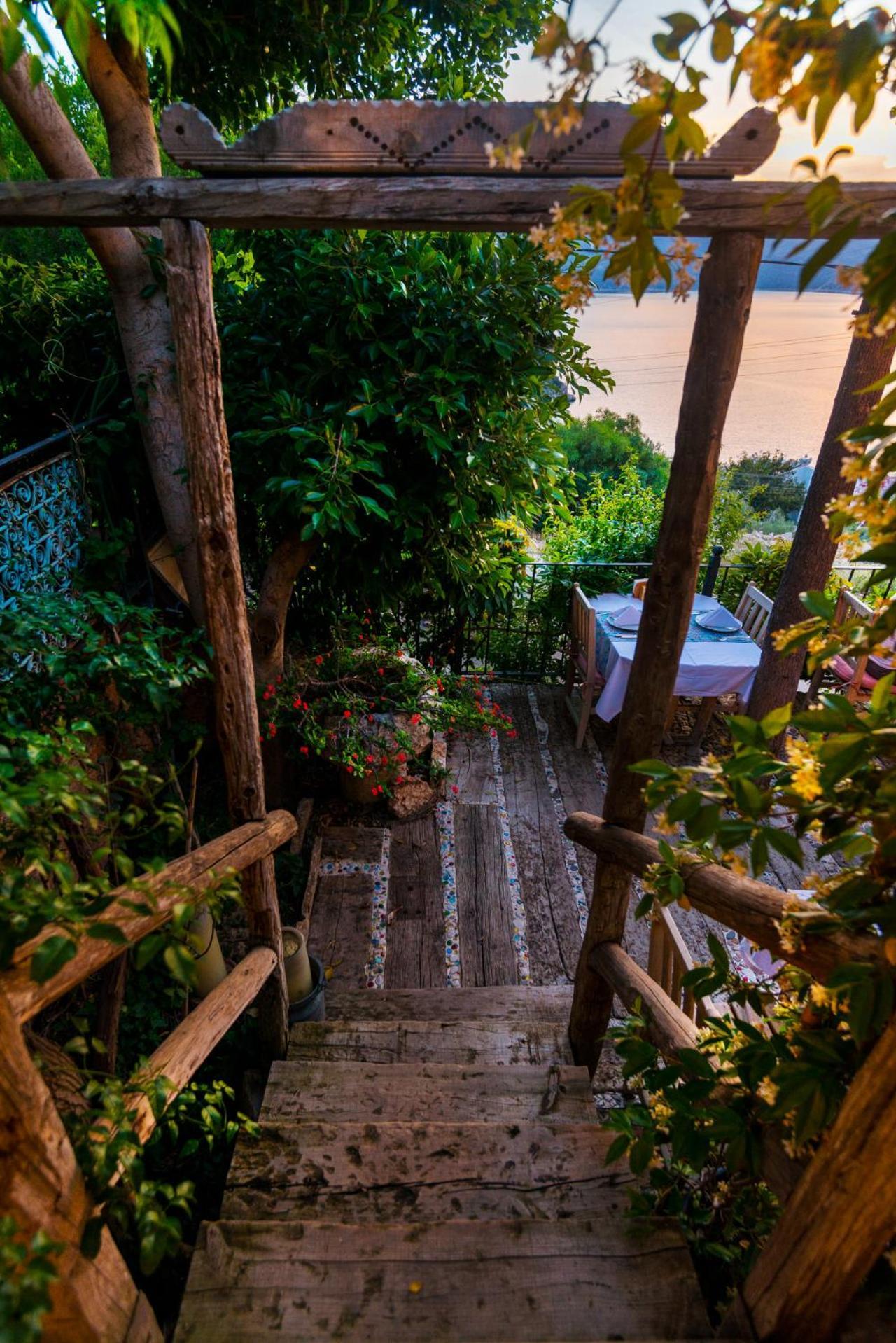 Fidanka Hotel Kalkan Exterior photo